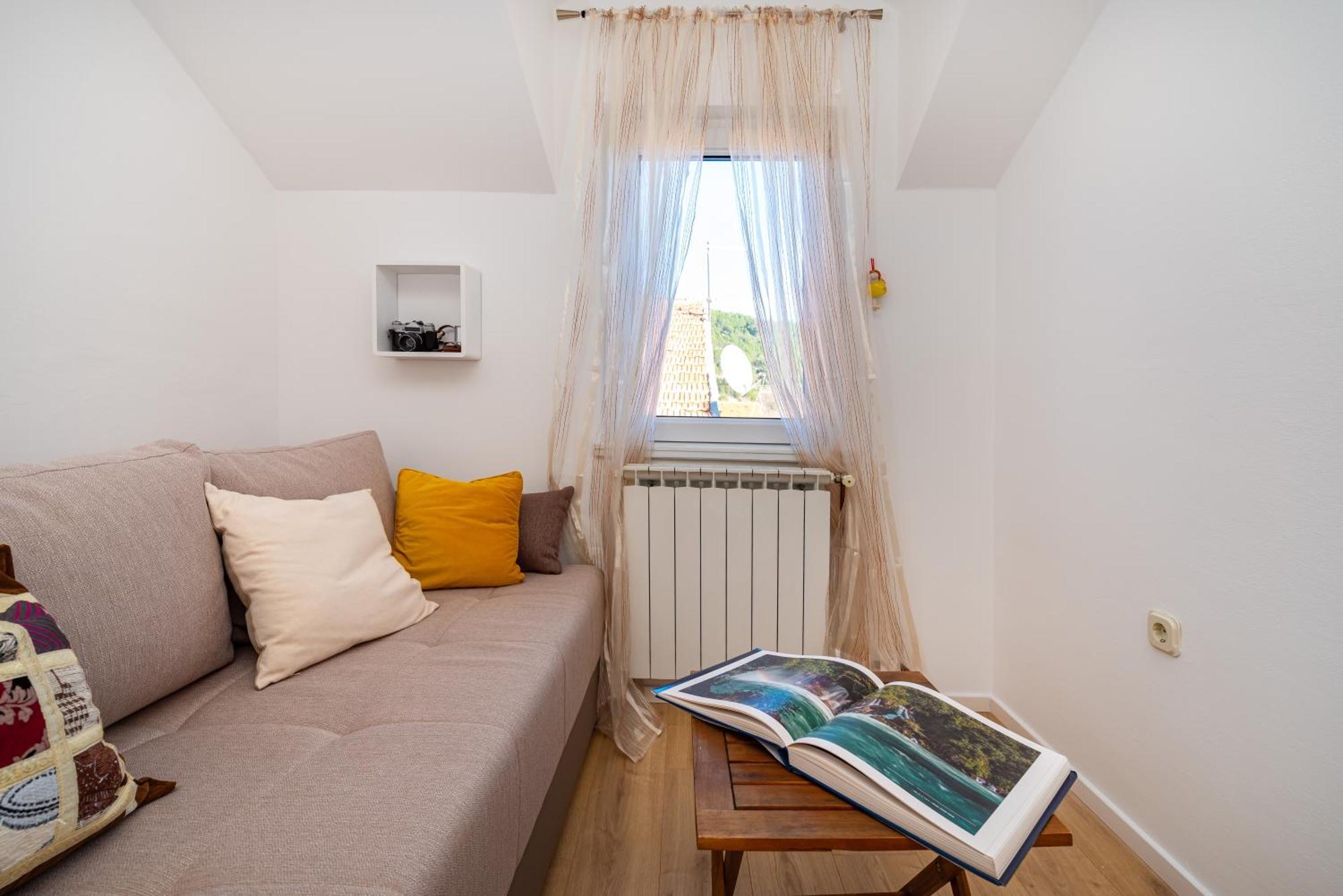 Mediterranean Terrace Apartment With Bikes & Sup Skradin Εξωτερικό φωτογραφία