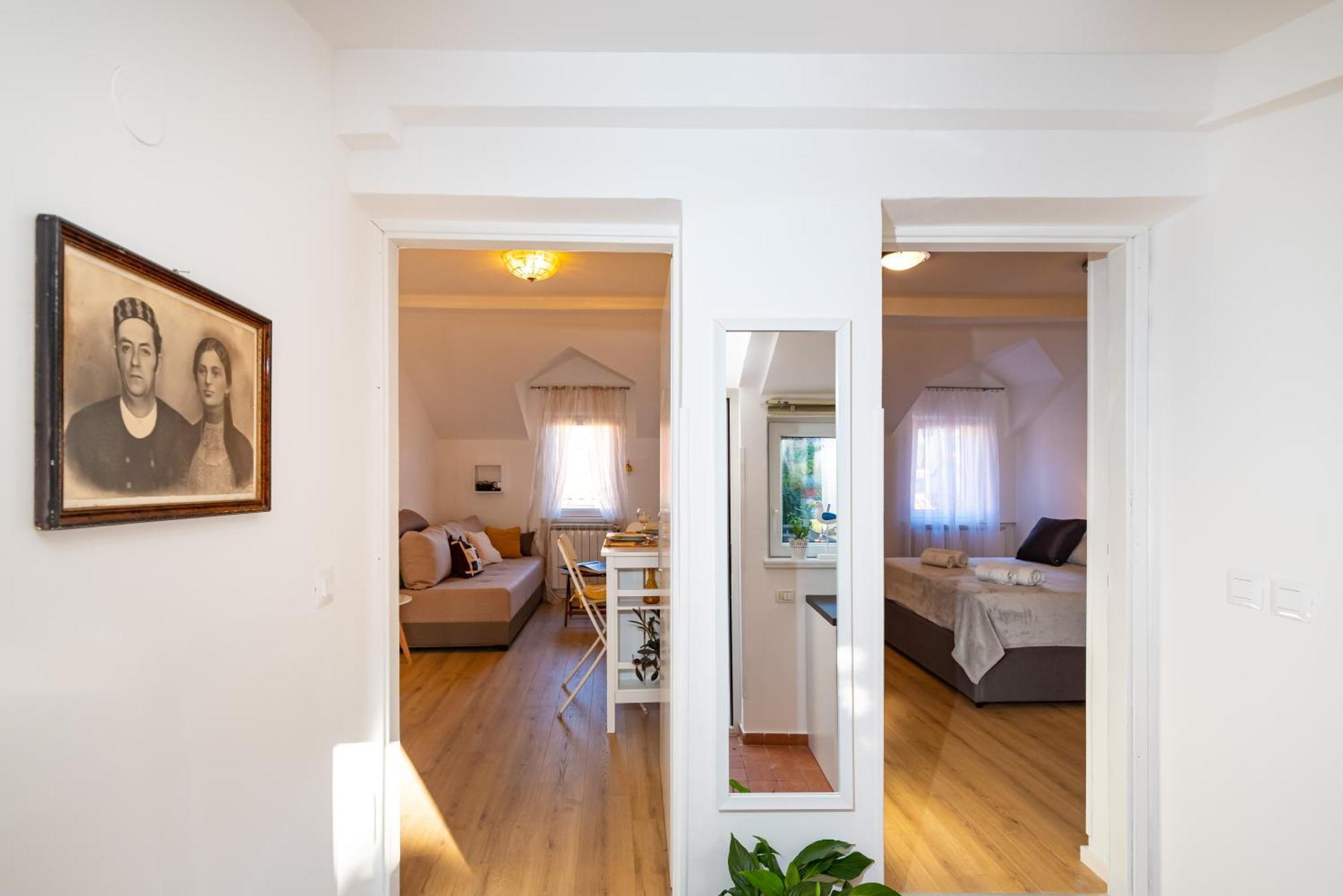 Mediterranean Terrace Apartment With Bikes & Sup Skradin Εξωτερικό φωτογραφία