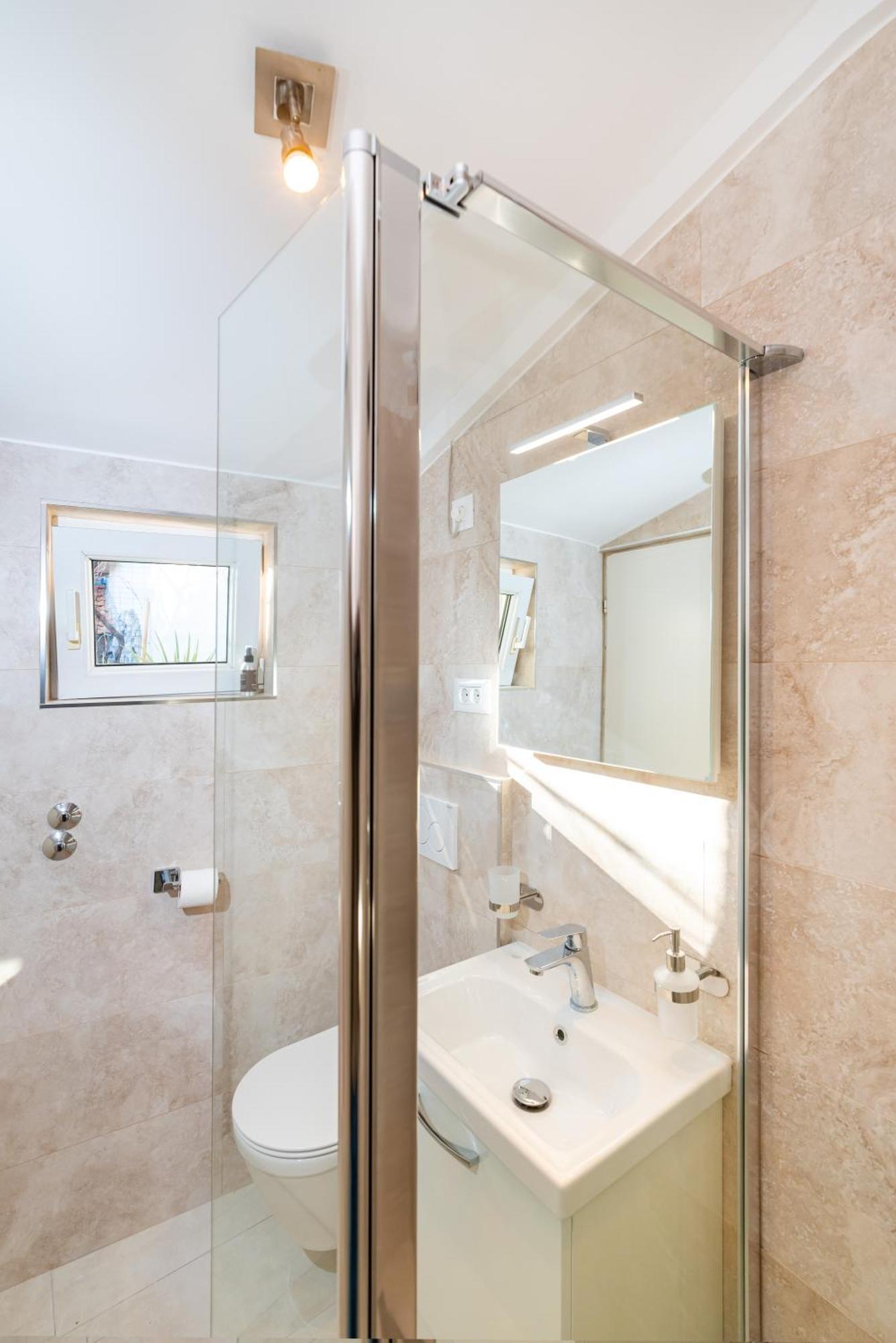 Mediterranean Terrace Apartment With Bikes & Sup Skradin Εξωτερικό φωτογραφία