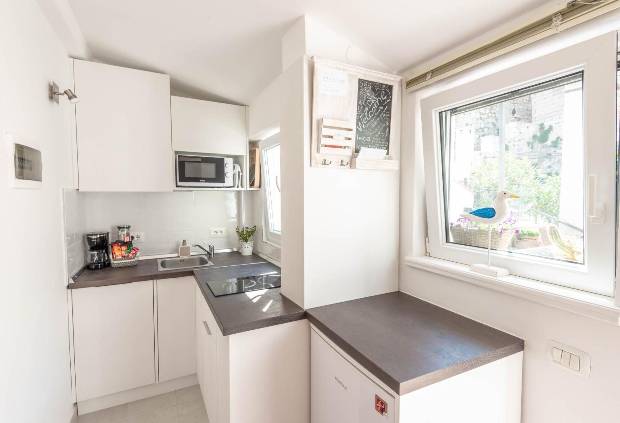 Mediterranean Terrace Apartment With Bikes & Sup Skradin Εξωτερικό φωτογραφία